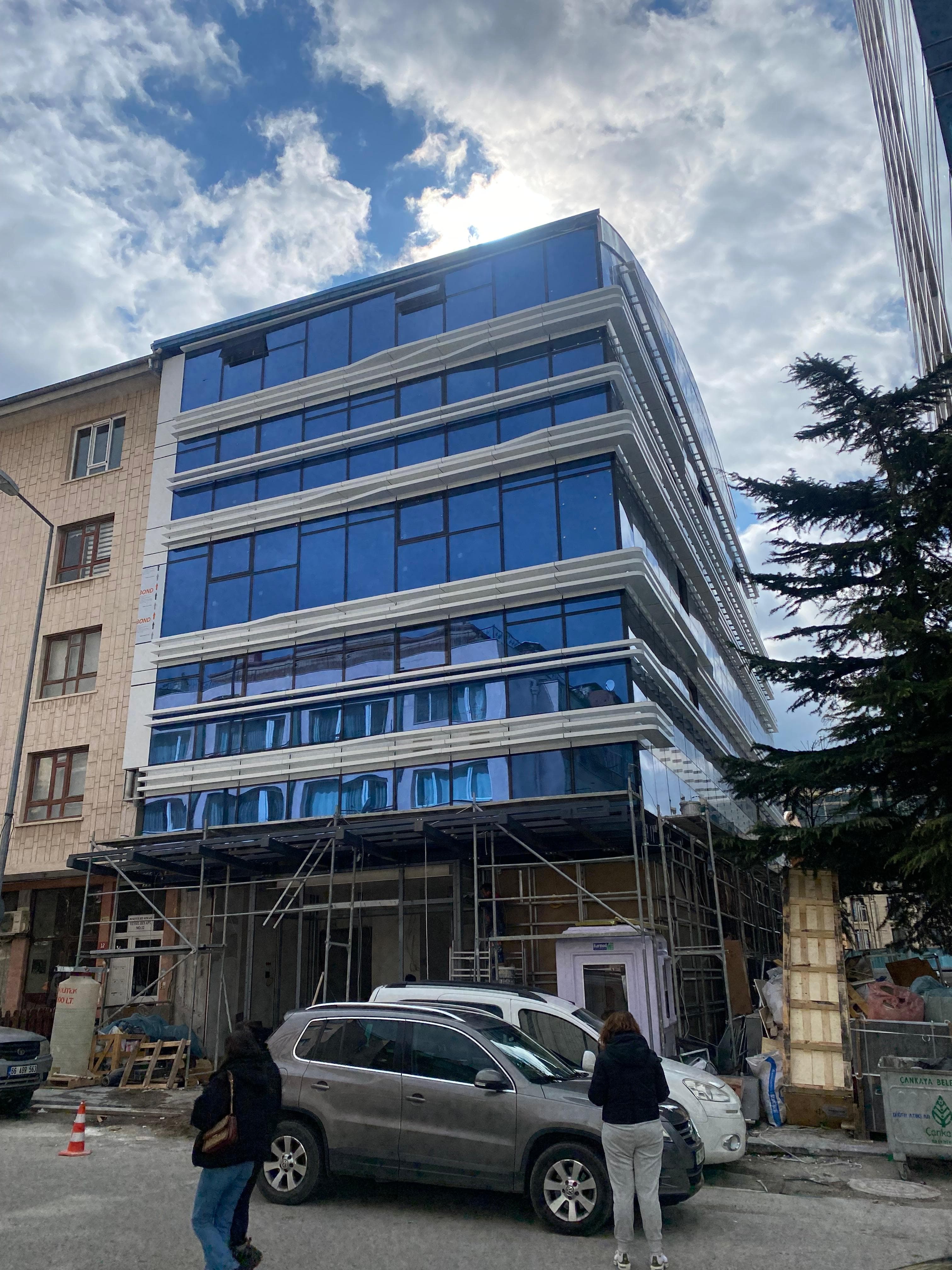 LiV HOSPITAL Ek Bina - 2